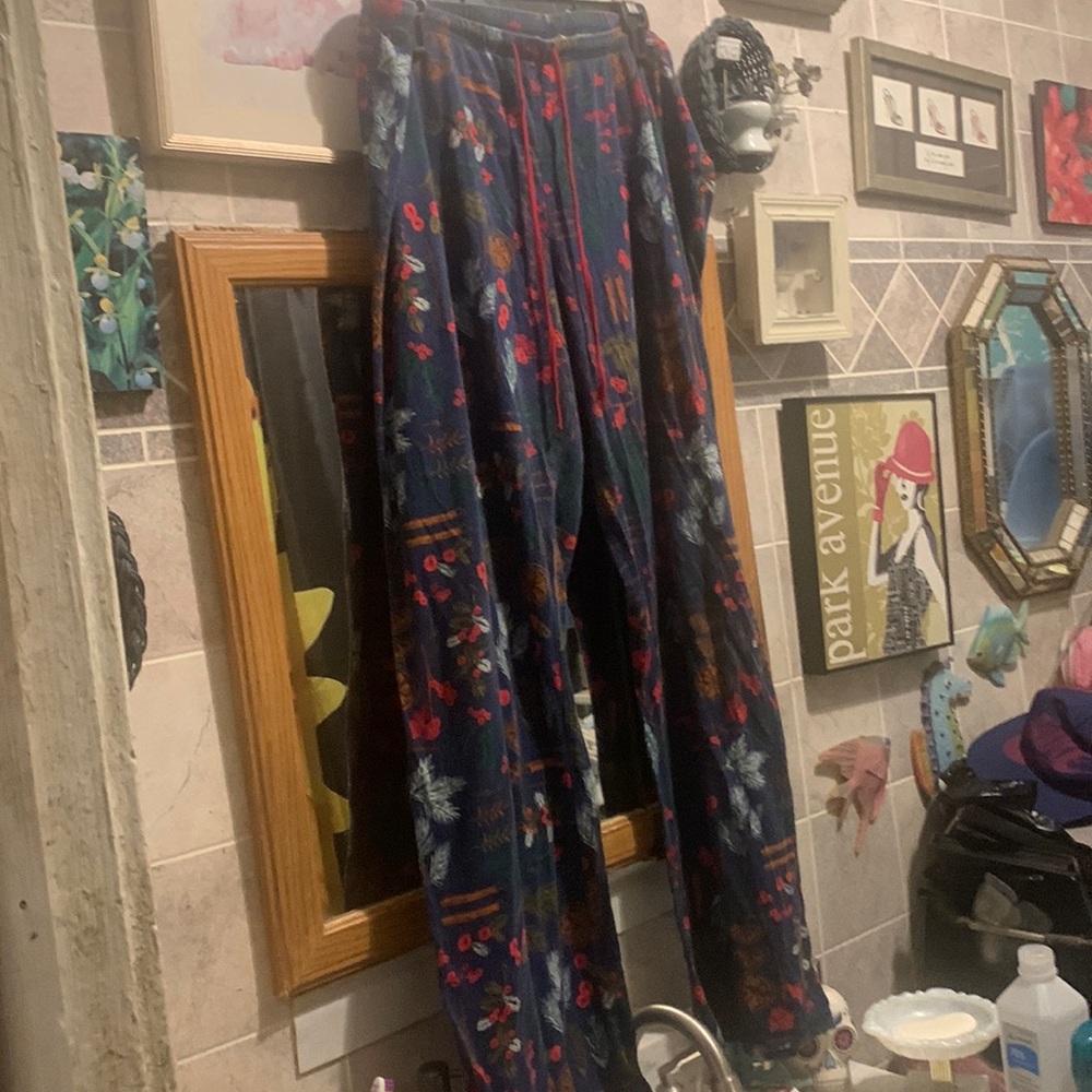 Gilligan and O’Malley pajama pants